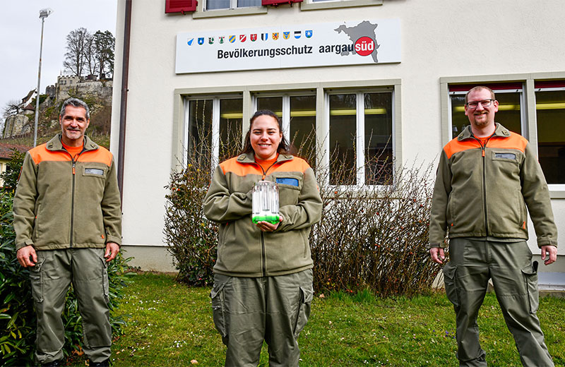 Erfreut über die Ehrung 