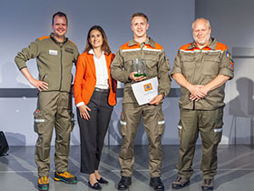 Maja Riniker und die Delegation der ZSO Jungfrau width=280